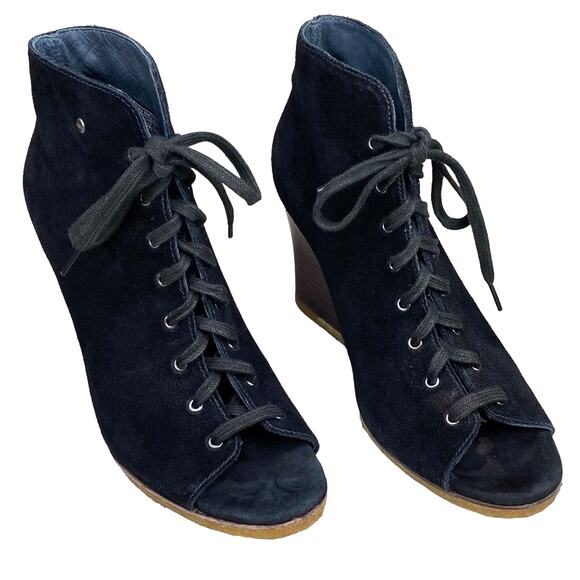 UGG Women’s Elyse Black Suede Open Toe Wedge Ankle Booties Size US 8 - Picture 2 of 9